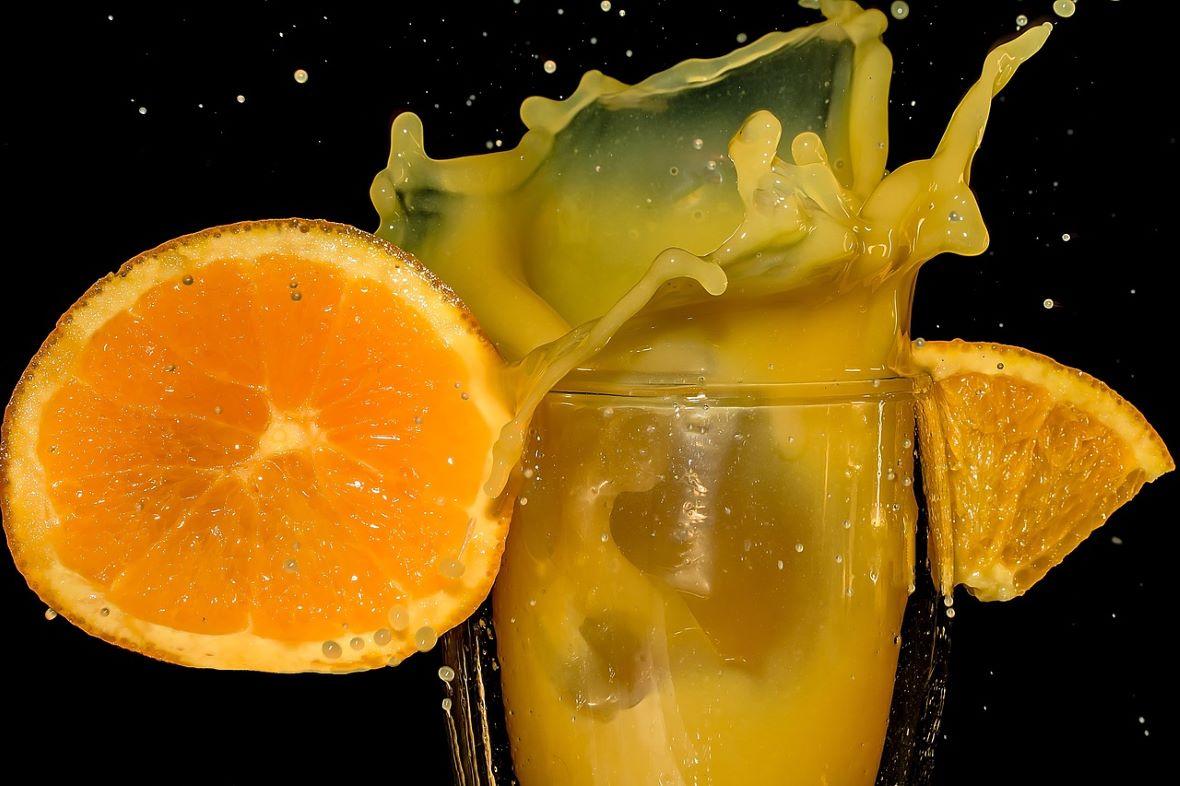 10 Orange Juice Benefits & Advantages You Didn’t Know About